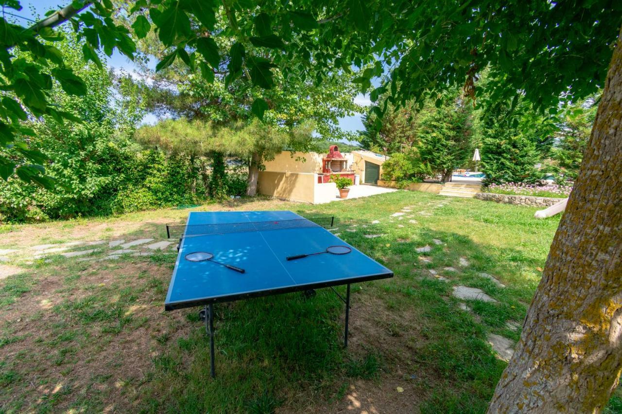 Villa Litsa 얼몬스 외부 사진