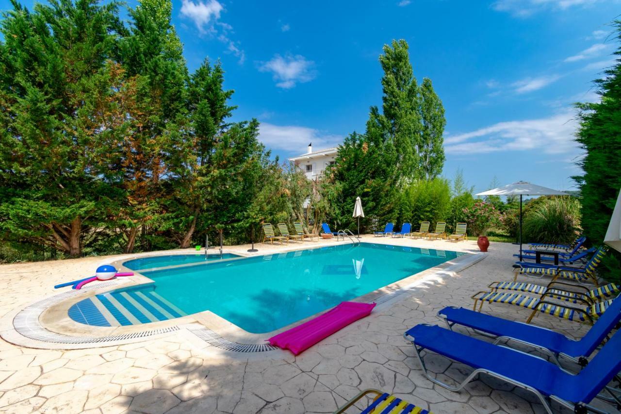 Villa Litsa 얼몬스 외부 사진